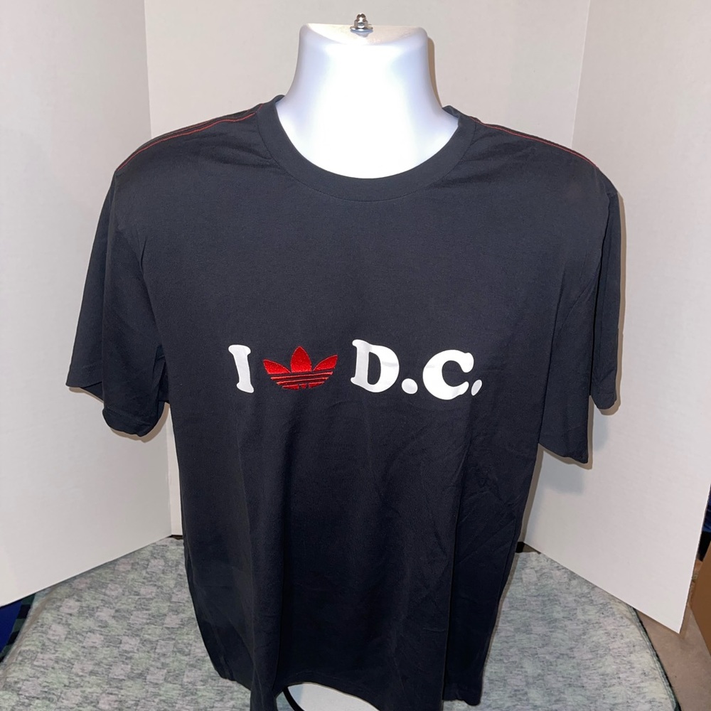 Adidas I ❤️ DC tee - XL